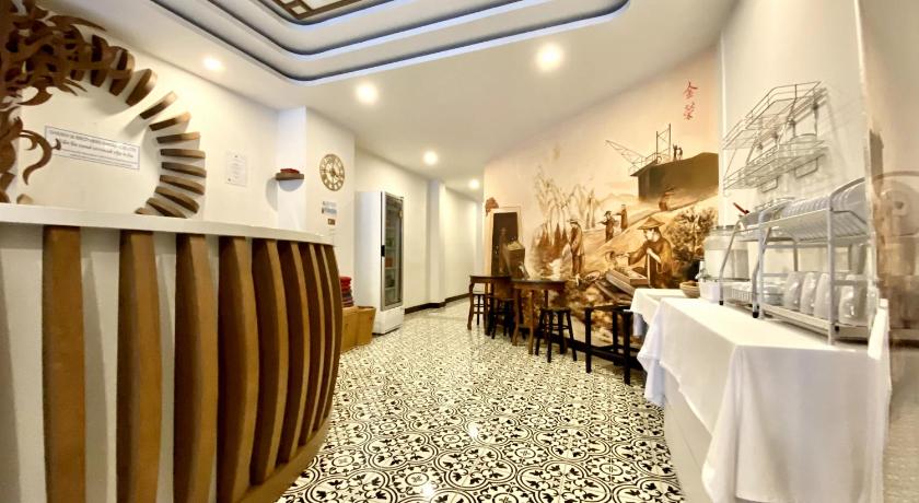 Sunray Beach Hotel - image 6