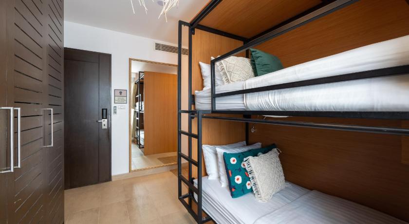 Image of 4 Bed Mixed Community Dorm 3