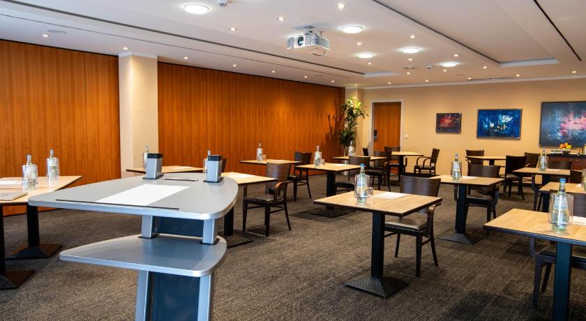 베를린 베스트 웨스턴 프리미어 에어포트호텔 베를린 (Best Western Premier Airporthotel Berlin) 4성급 호텔 외관