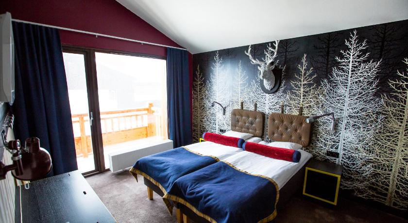 Image of Large Double Room with Balcony and Mountain View 1