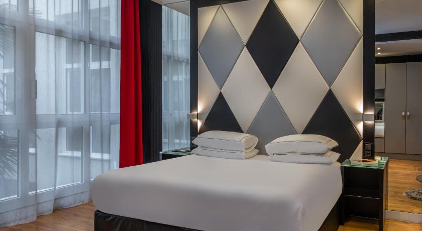 Image of Deluxe Room 6