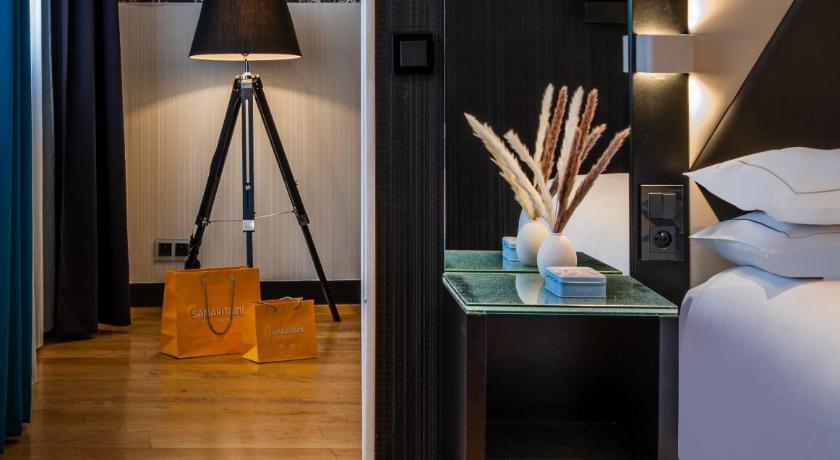 Image of Executive Suite 12