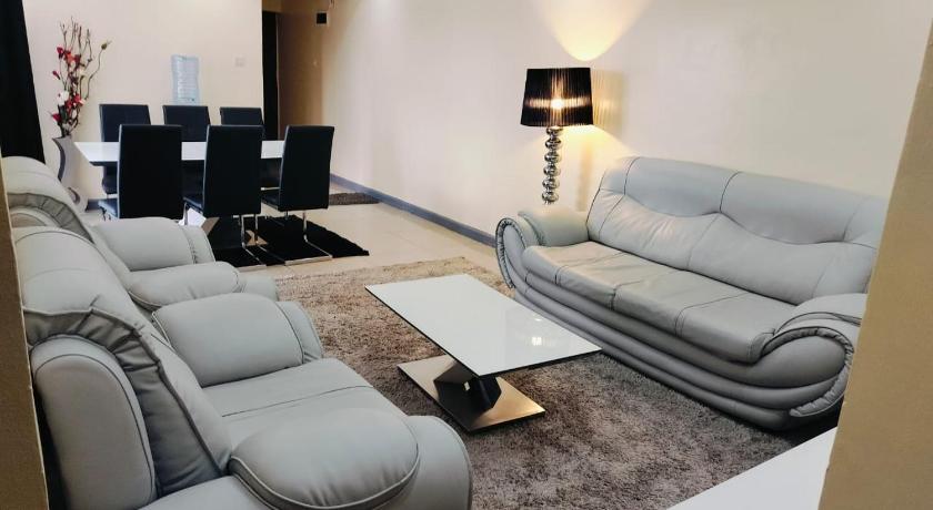 CJ Suites - Executive 3Br and Dsq in Eldoret