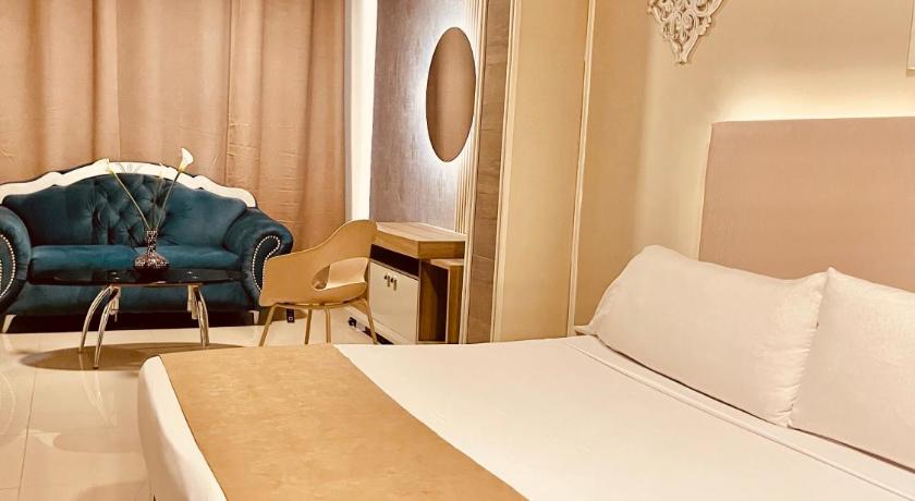 Image of Deluxe Double Room 5