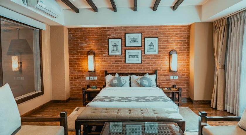 Image of Deluxe Queen Suite  15% food and beverage discount 6