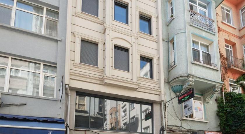 aymira hotel pangaltı