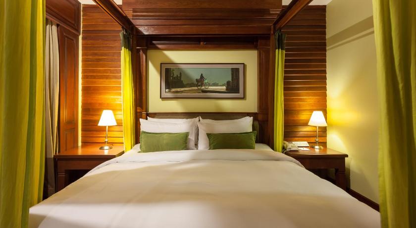 Image of Royal Suite Pool View 3