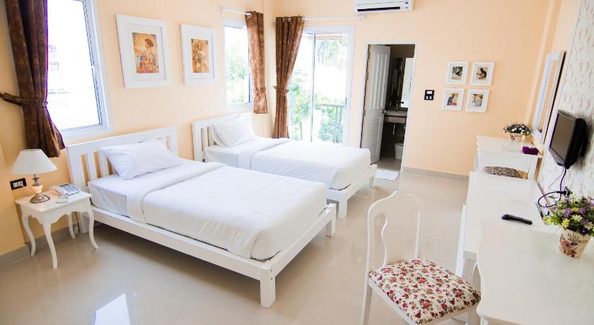 Image of Standard Twin Room 0