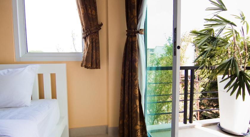 Image of Standard Twin Room 3