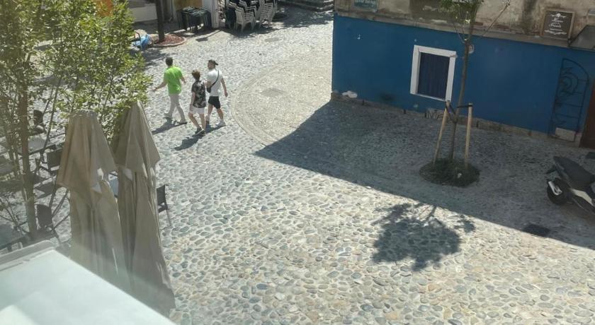 貝爾格勒 Traveling Actor Skadarlija 4星级 酒店 泳池