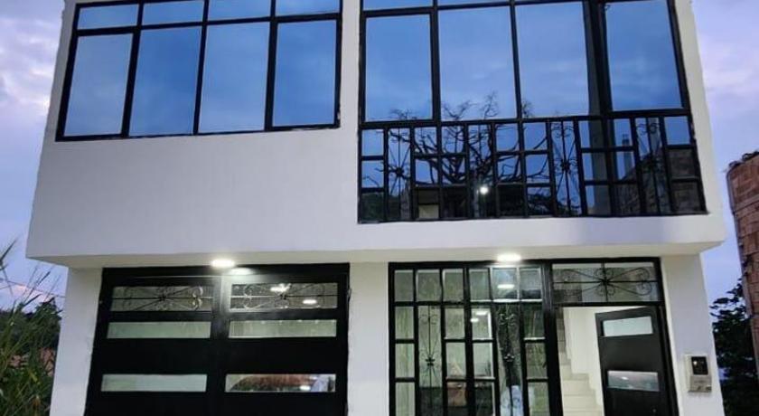 Casa en Mesitas para 16 personas