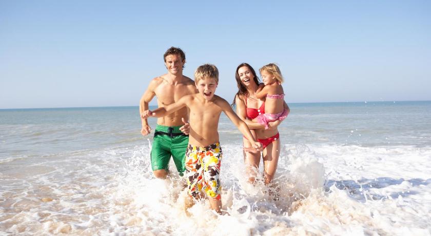 H10 Cambrils Playa photo