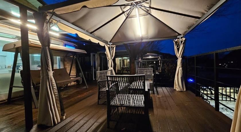 가평 계곡에풍덩 펜션 캠핑장 (Gyegokae Poongdung Pension Camping) 3성급 게스트하우스 외관