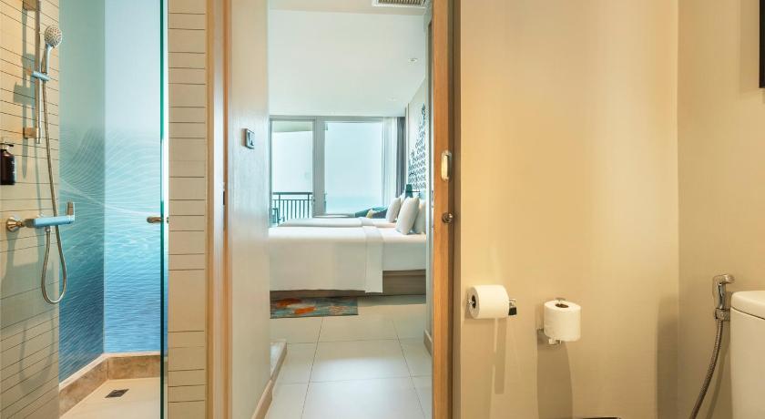 Image of 2 Single Standard Sea View Bay Tower 5