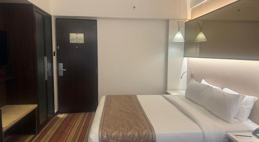Image of Superior Room King 5