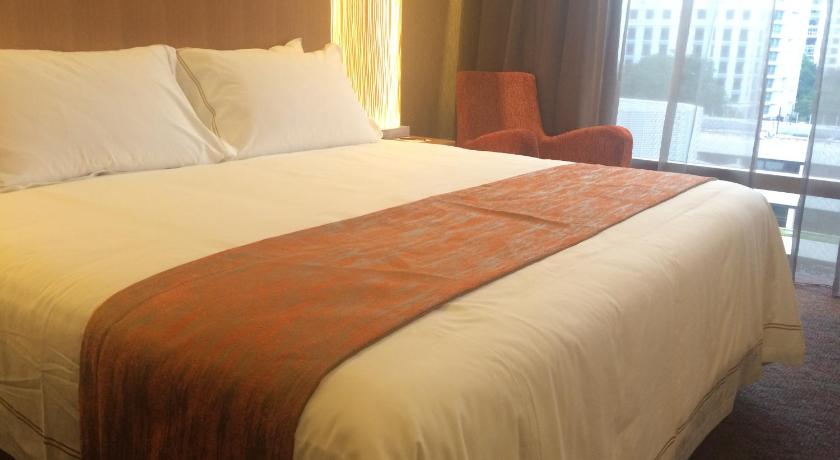 Image of Deluxe Double or Twin Room 8