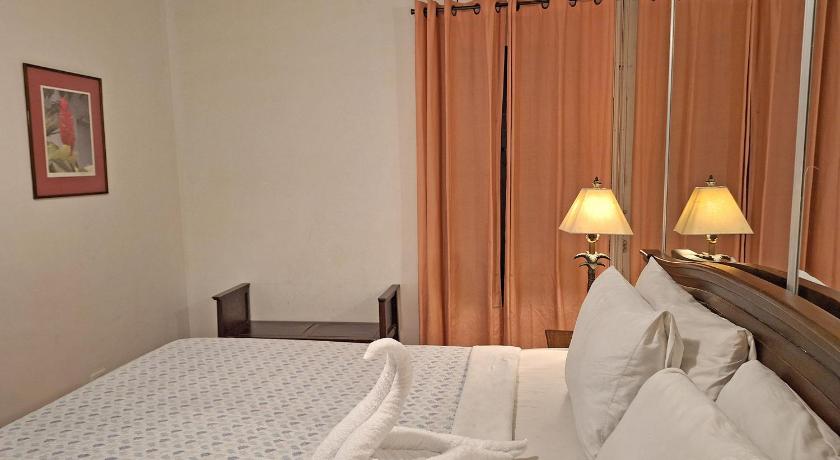 Image of Superior King Room 6