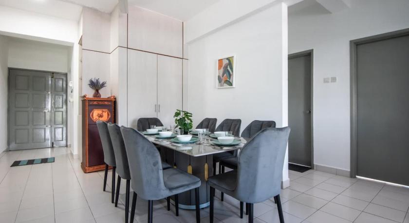 新山 A Modern 3BR Home Near Danga Bay, Free Parking 3星级 民宿 客房