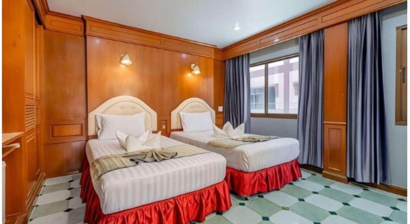 Phuket Patong Social Hotel and Restaurant 2-Star Hotel restaurant