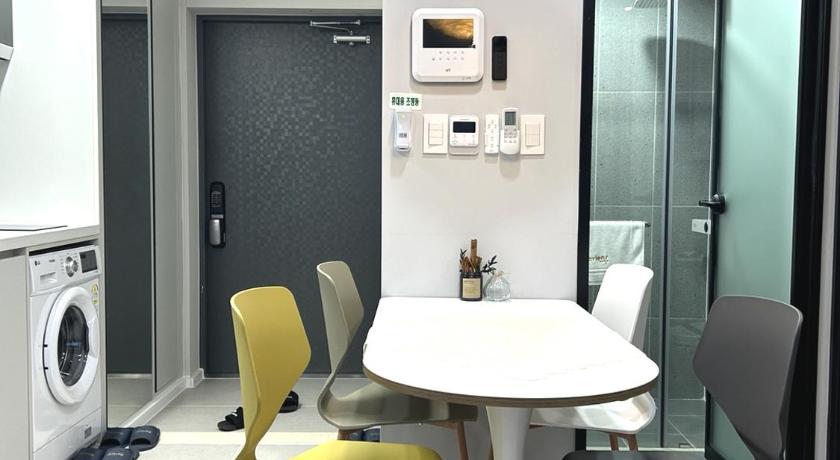 Busan Raviens Haeundae Avenue 4-Star Hotel restaurant