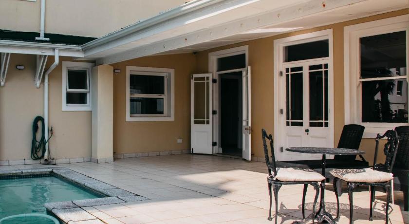 Craigrownie Guest House – Cape Town, CO