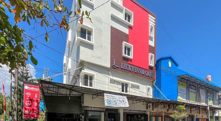 Makassar Lucky Inn & Cafe 2-Star Hotel view