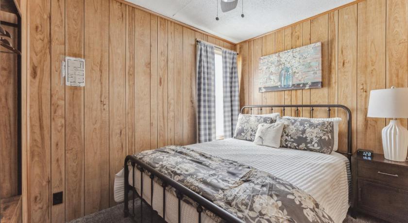 나이아가라 폴스 (NY) Snug Escape Close to Niagara Falls home 3성급 싱글룸 수영장