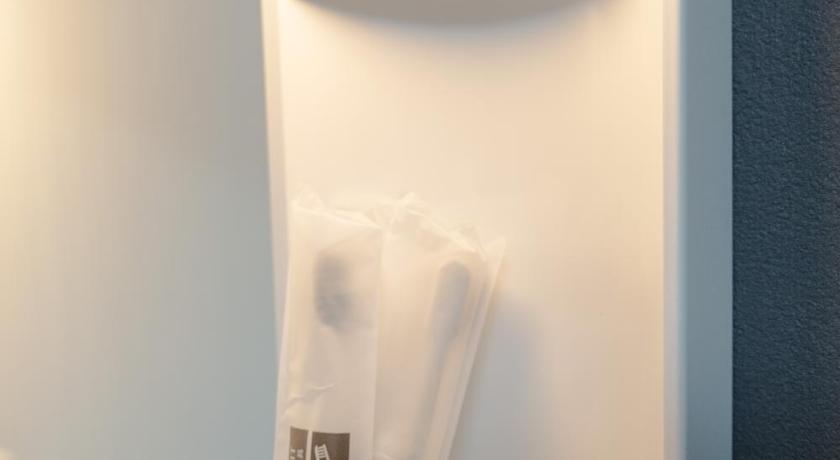 大阪 L house 101 3星级 单人房 外观