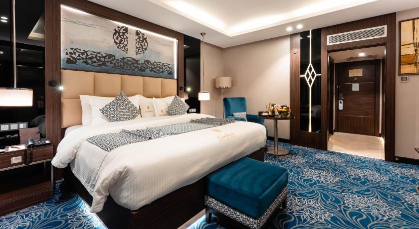 Casablanca Hotel Jeddah - image 2