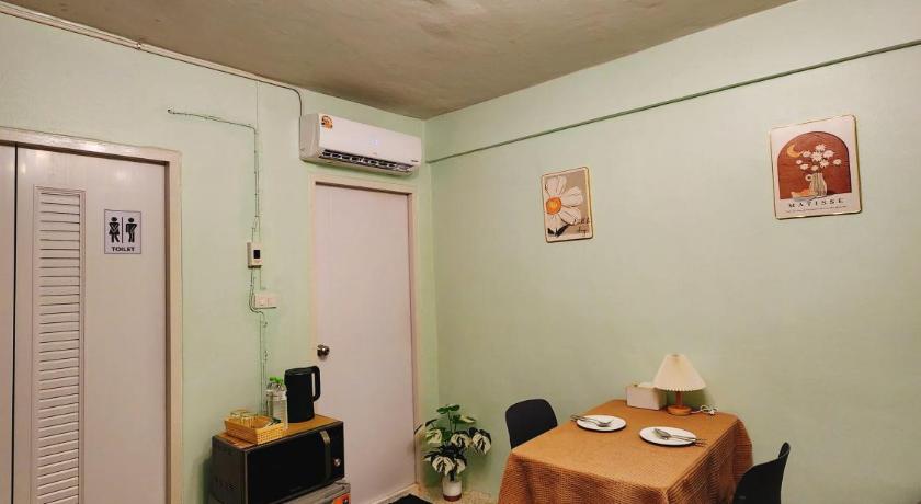 803-STP Homely room Free Wi-Fi and Near BTS line - image 4