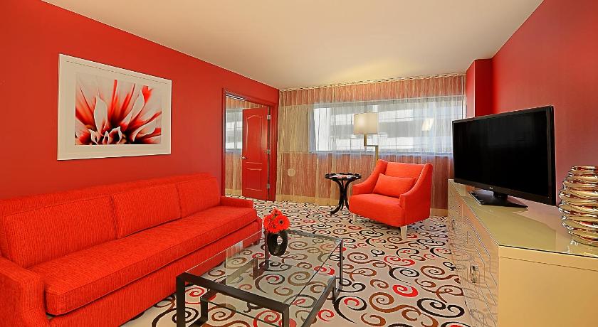 Image of Grand 1 Bedroom Suite King 1