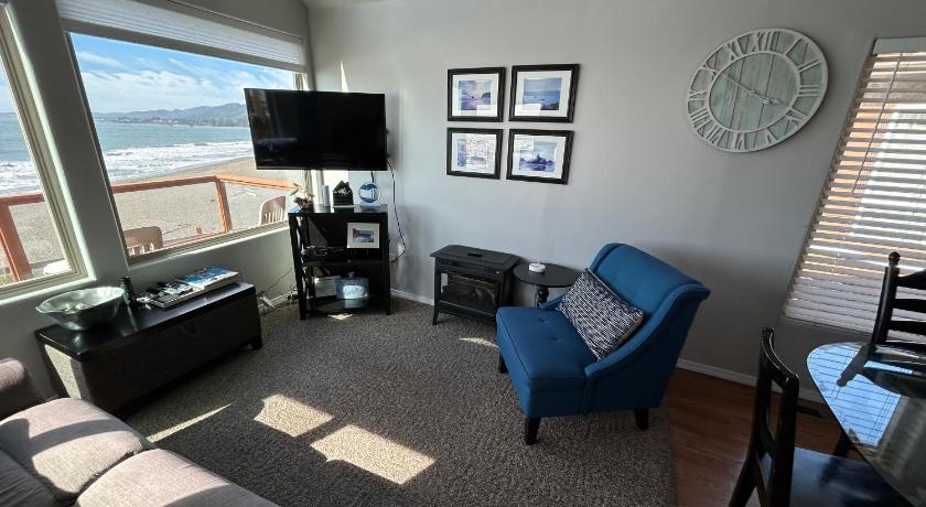 스미스 리버 Oceanfront Cabin 6 w Jacuzzi &Awe-Inspiring View 5성급 숙소 객실