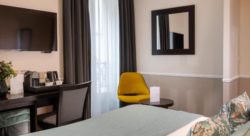Image of Superior Double Room 17