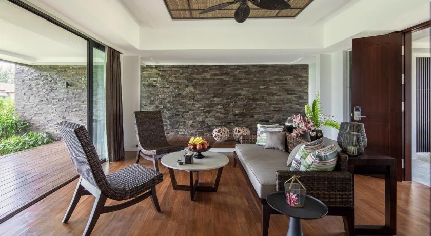 Image of One Bedroom Garden Terrace 3