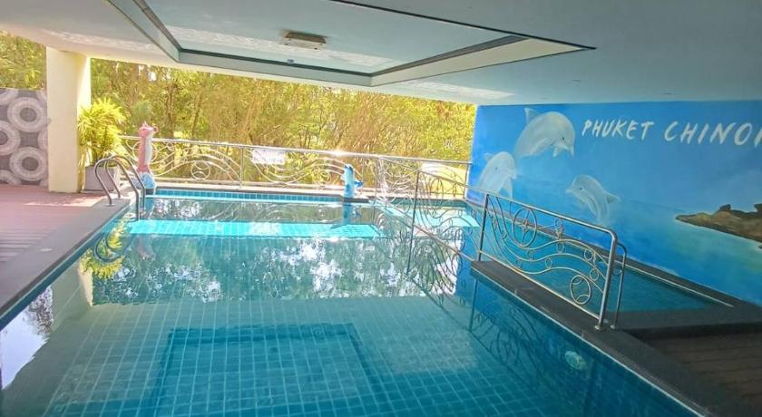 Image of Deluxe Double Room with Balcony 13