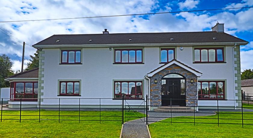 Mossvale Lodge Country House Bed and Breakfast