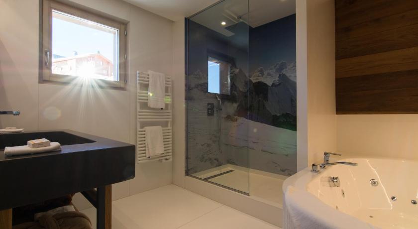 Image of Three-Bedroom Deluxe Suite - Cozy Home XXL 14
