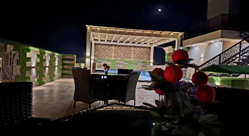 Royal Galaxy Guest House (For Families Only) - image 5