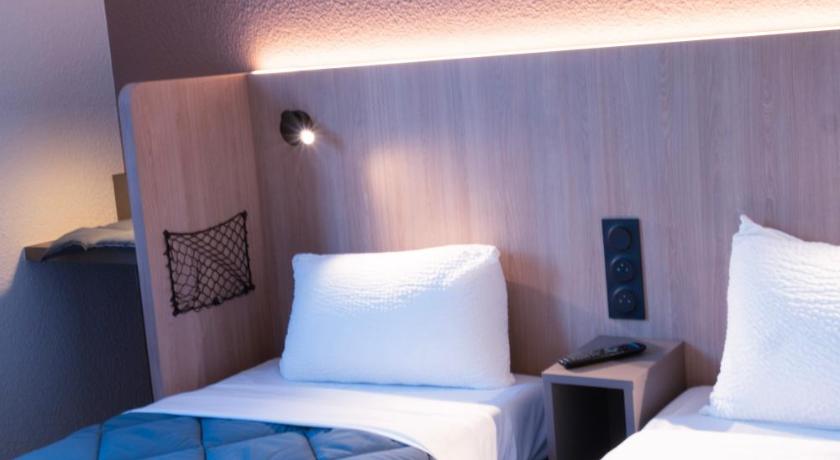 Image of Twin Room 17