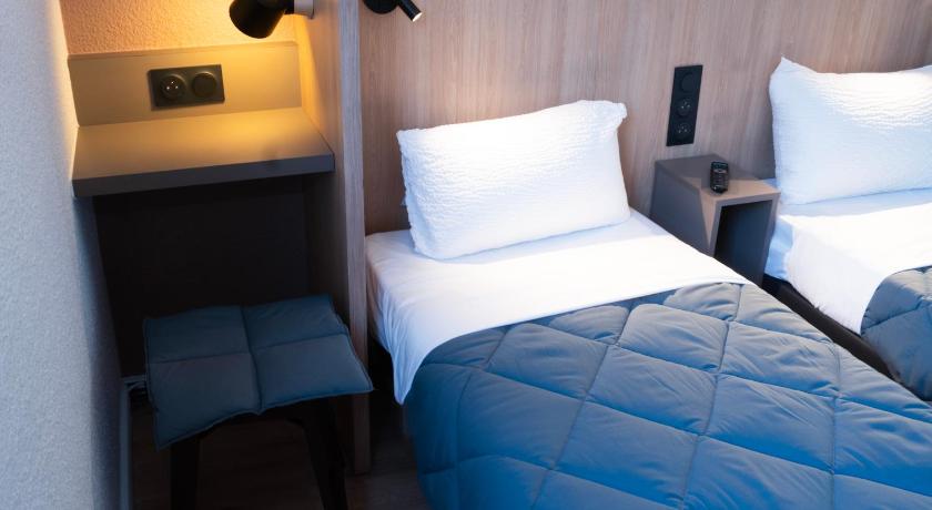 Image of Twin Room 15