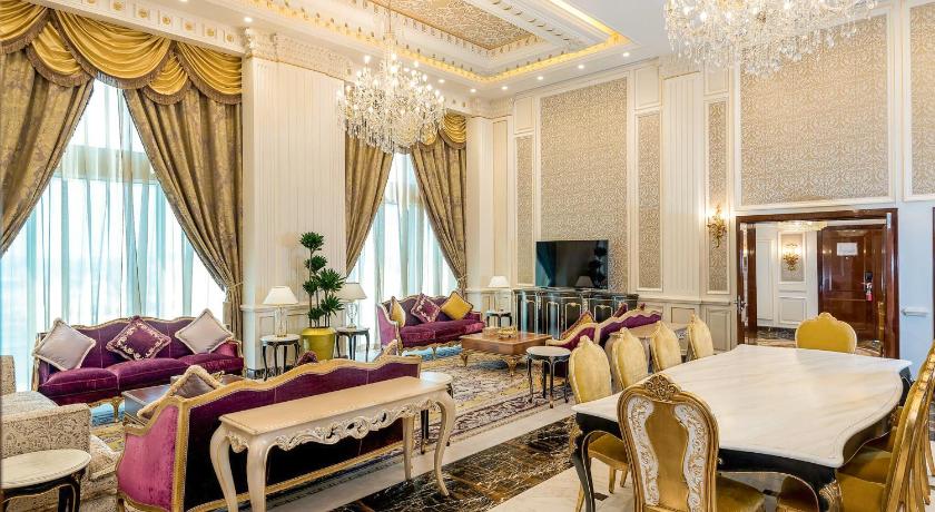 Imagem de 1 King Royal Suite Lounge Access 4