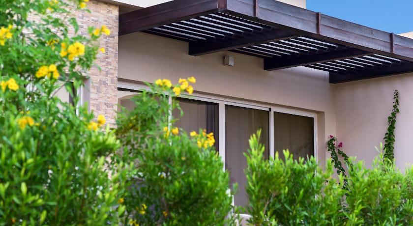 Imagen de Villa de 2 dormitorios con vistas al mar y piscina privada - Incluye 1 hora de deportes acuáticos (1 hour watersports included - Two bedroom villa sea view with Private Pool) 16