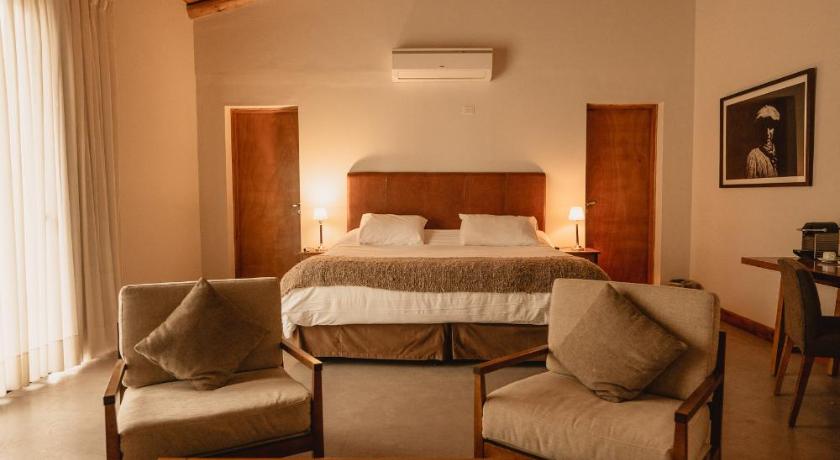 Image of Suite with Mountain View 2
