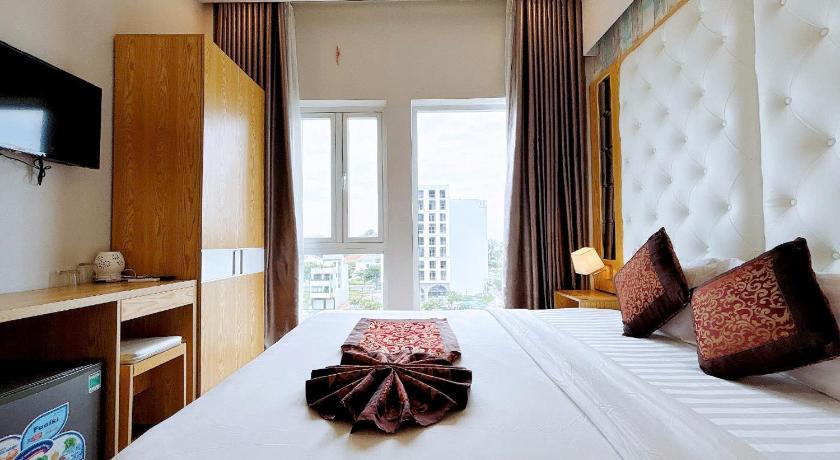 EMERALD OCEAN HOTEL - image 35