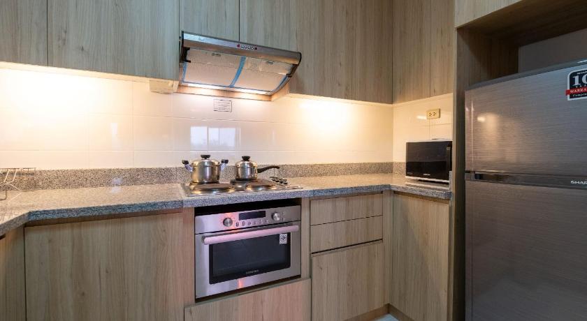 Фото: Люкс «Премьер» с 2 спальнями (Two bedroom Premier Suite) 1