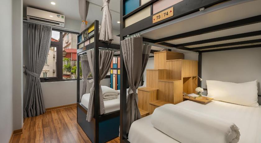 Image of 1 Person in 4-Bed Dormitory - Mixed 1