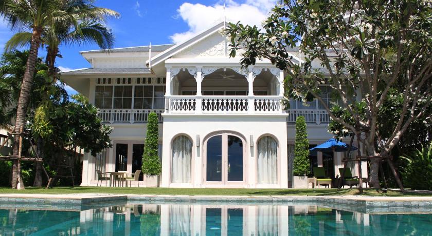 Image of Three-Bedroom Room with Private Pool 13