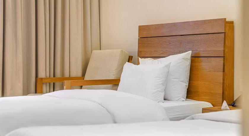 Image of Main Building Deluxe Twin Room 11