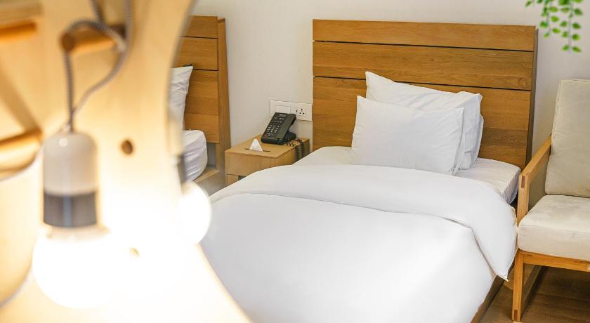 Image of Main Building Deluxe Twin Room 7