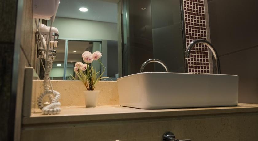 Imagem de Quarto Duplo com Varanda (Double Room with Balcony) 13